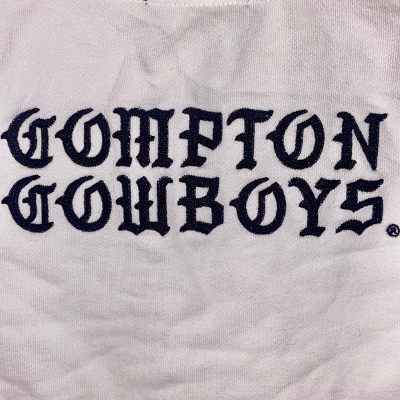 RARE-Forever 21 White Distressed Western Graphic Sweatshirt - Picture 6 of 16